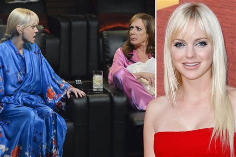 actress anna faris|why did anna faris leave mom.